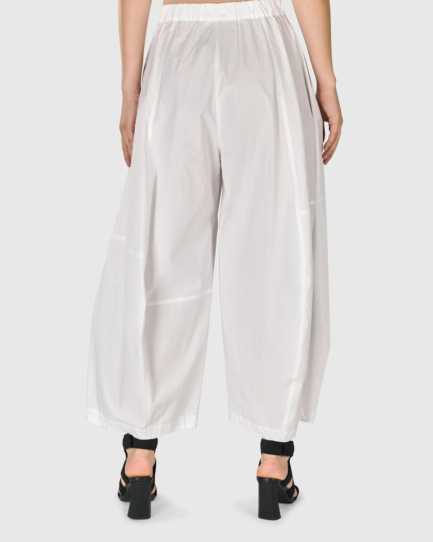 Women Alembika Urban Borough Balloon Pants, White