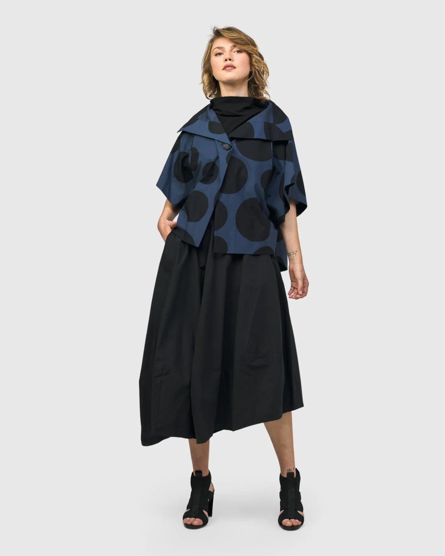 Women Alembika Urban Bossa Cape Jacket, Navy