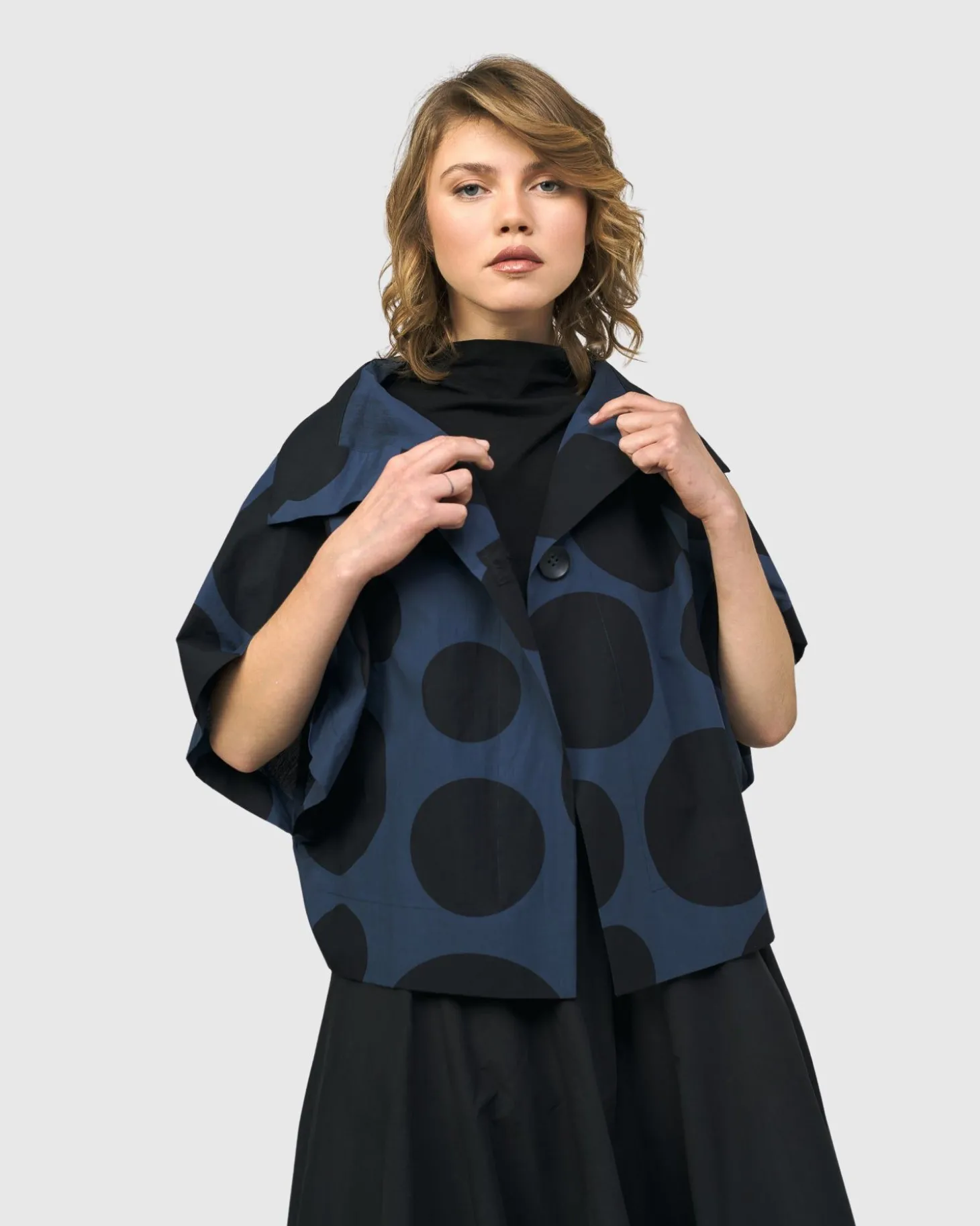 Women Alembika Urban Bossa Cape Jacket, Navy