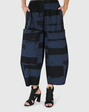 Women Alembika Urban Codex Barrel Pants, Navy