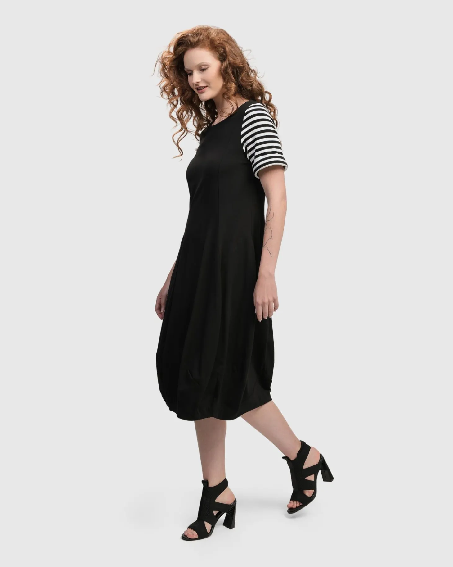 Women Alembika Urban Daytime Cocoon Dress, Stripes