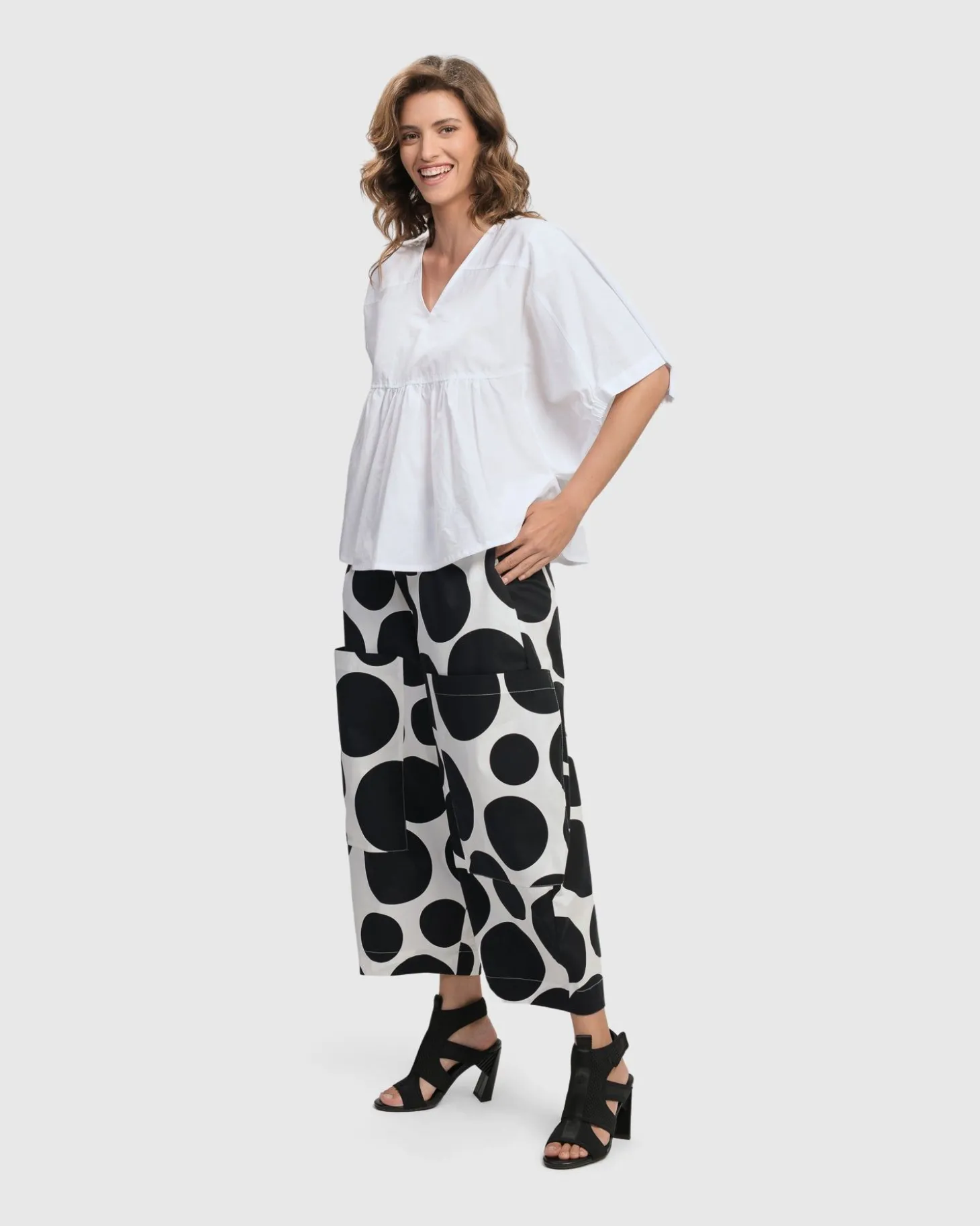 Women Alembika Urban Dot Barrel Pants, Mono