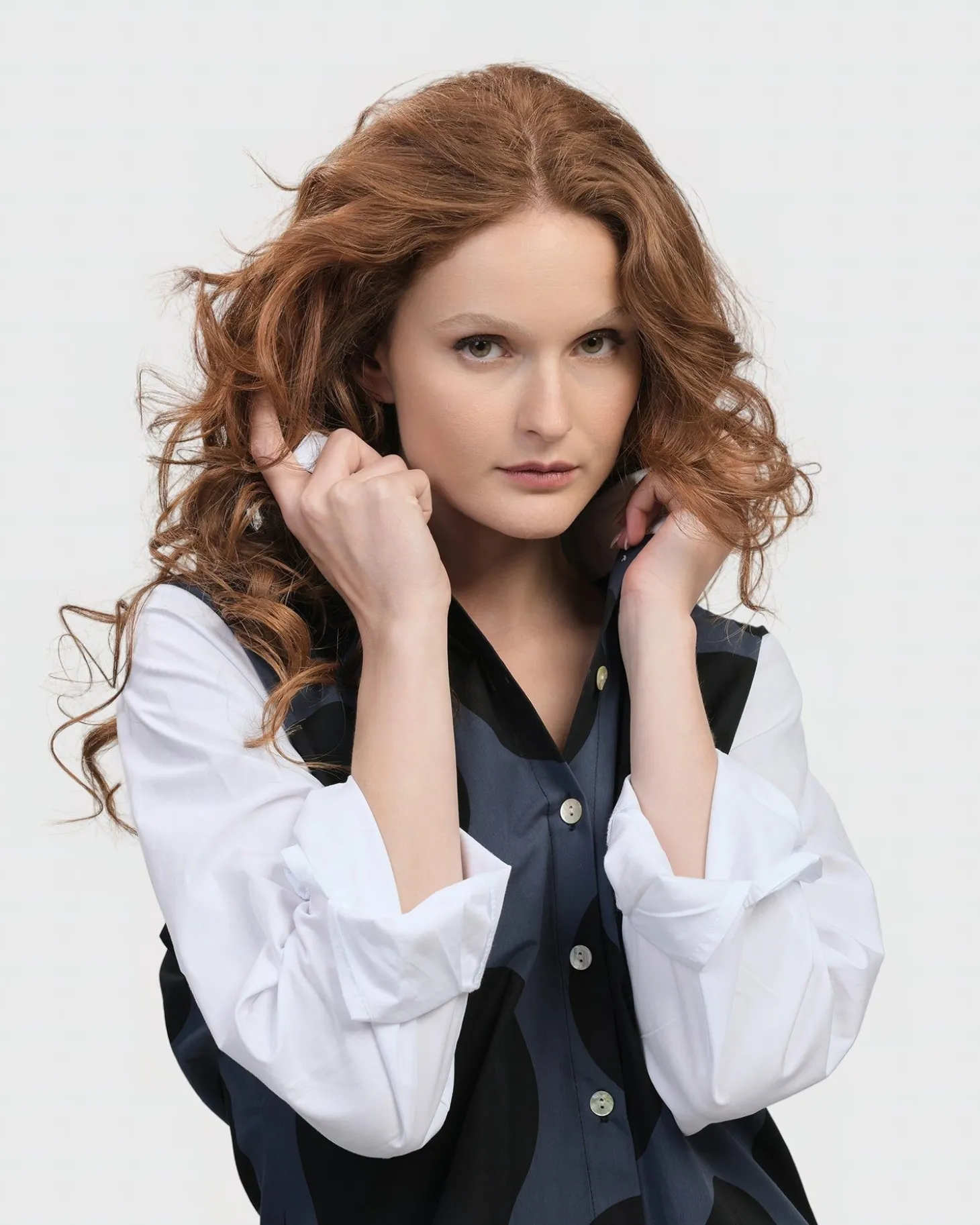 Women Alembika Urban Dots Button Down Shirt, Navy