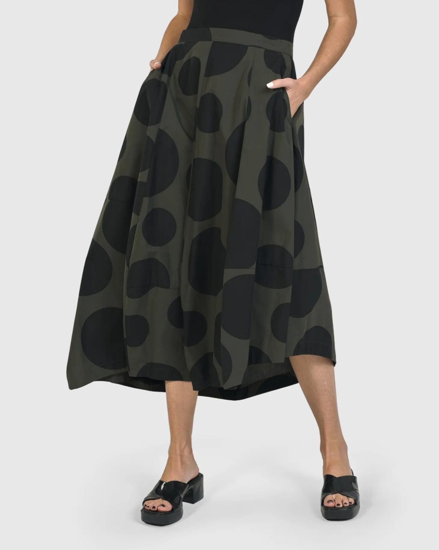 Women Alembika Urban Dots Lotus Balloon Skirt, Khaki