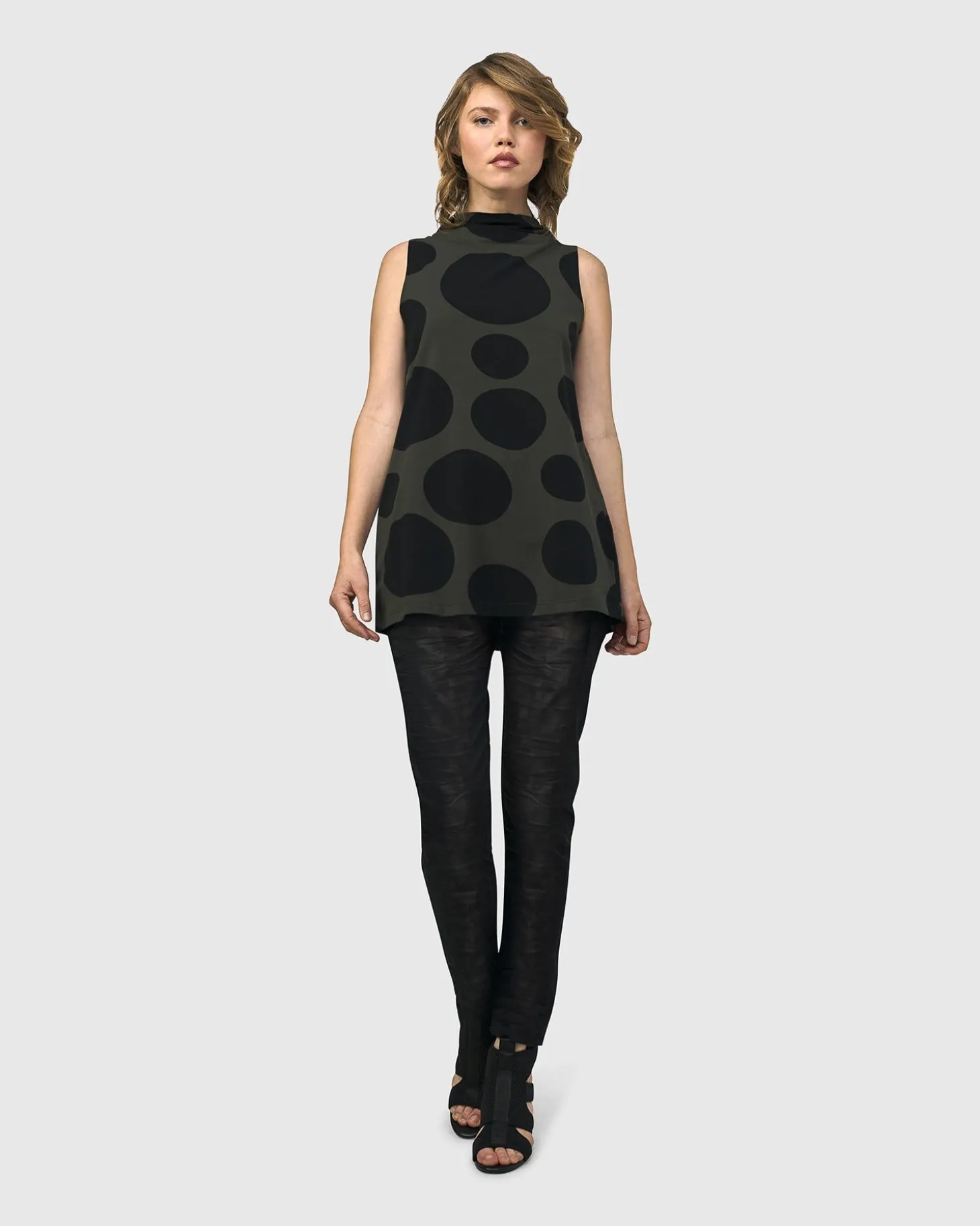 Women Alembika Urban Dots Sleeveless Mockneck Top, Khaki