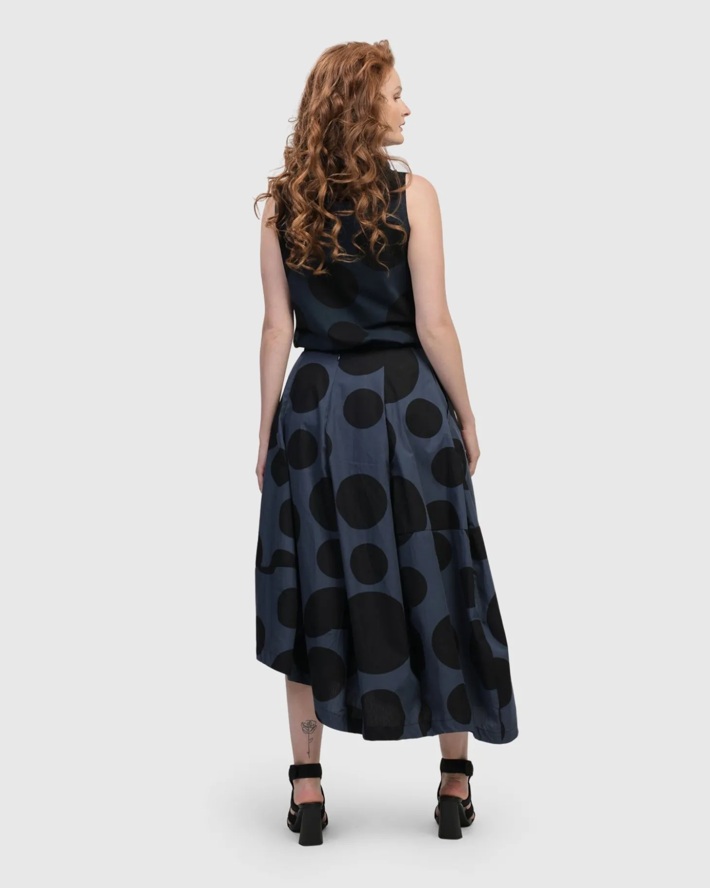 Women Alembika Urban Dots Sleeveless Mockneck Top, Navy