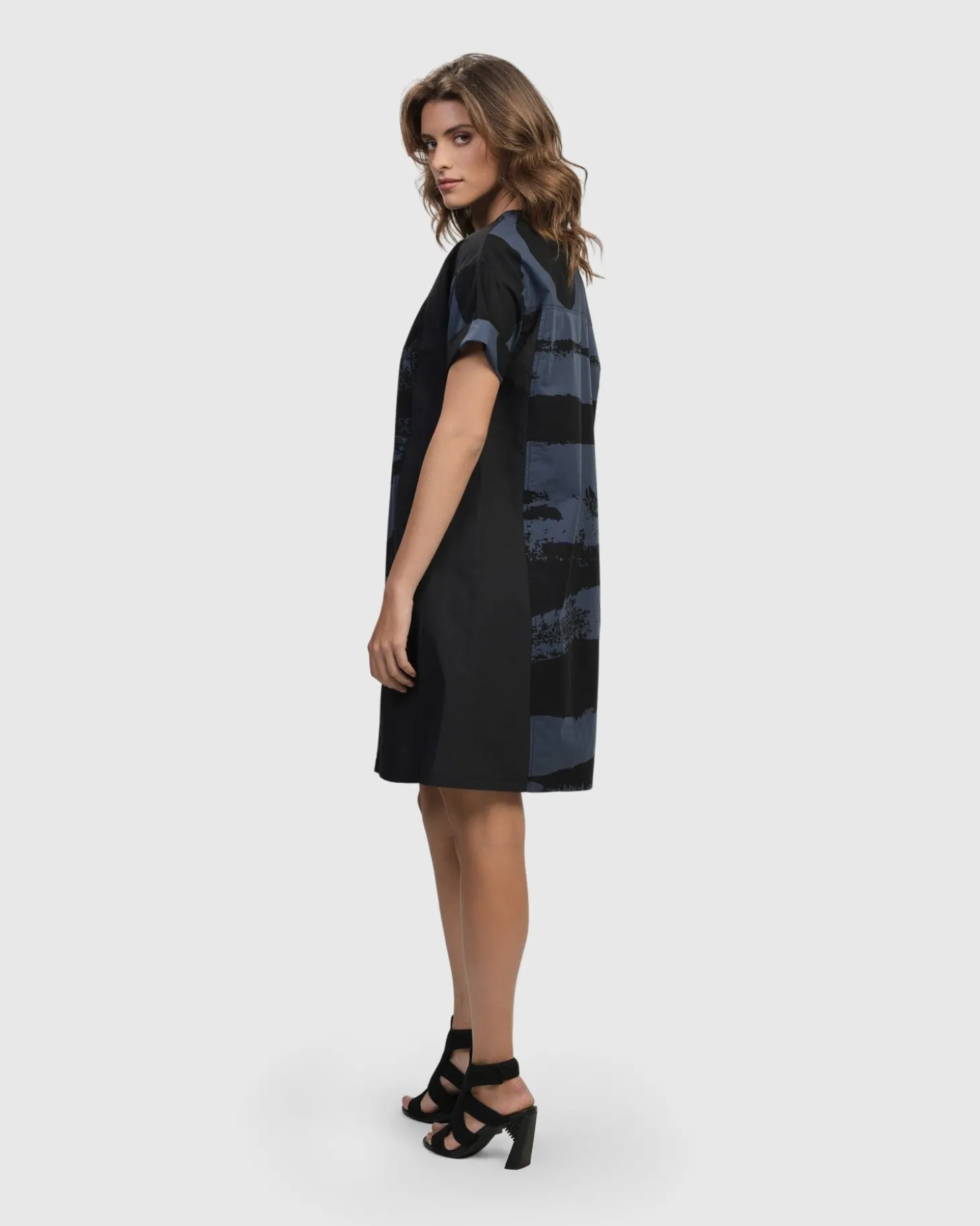 Women Alembika Urban Ipanema Shift Dress, Navy