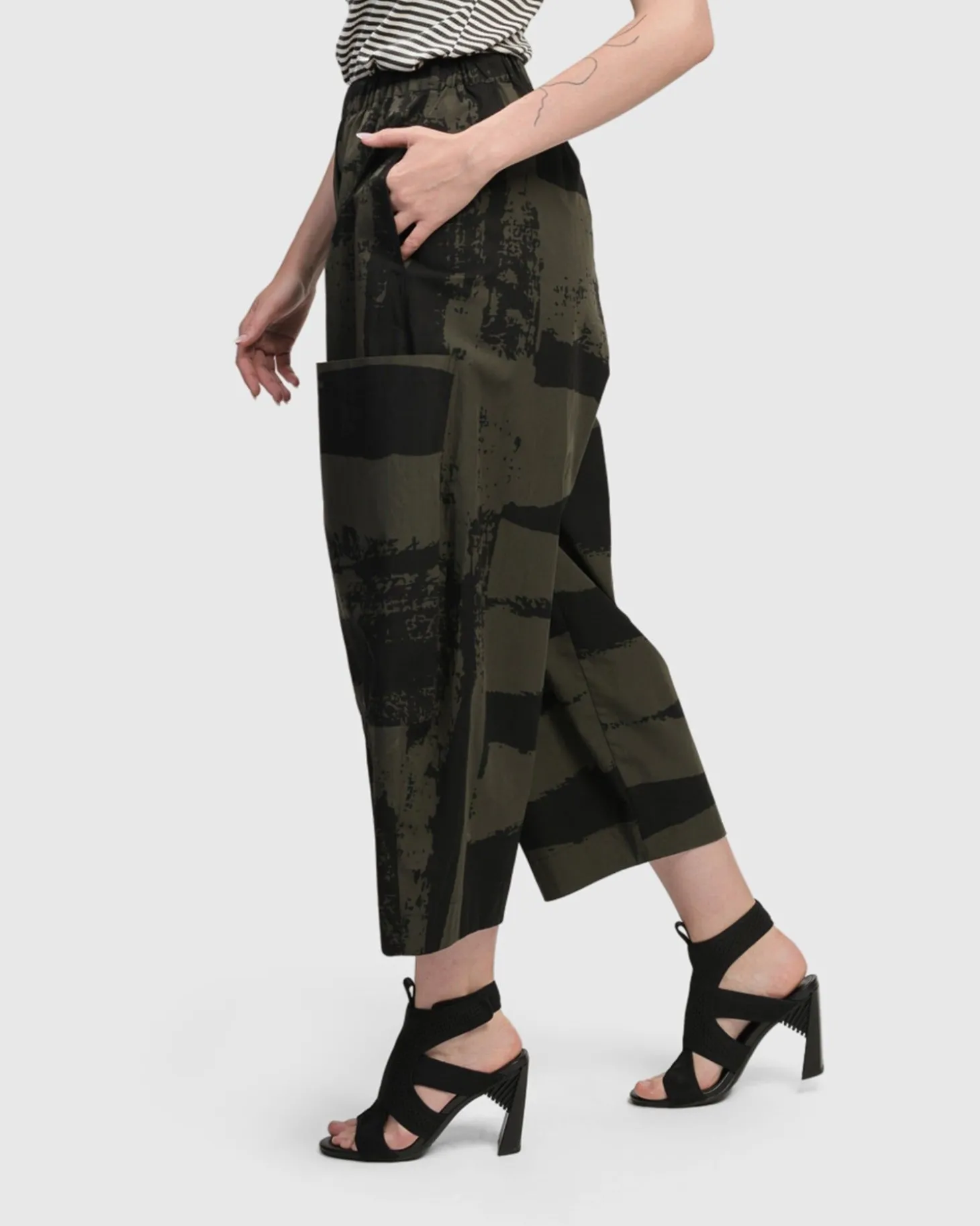 Women Alembika Urban Origami Barrel Pants, Khaki