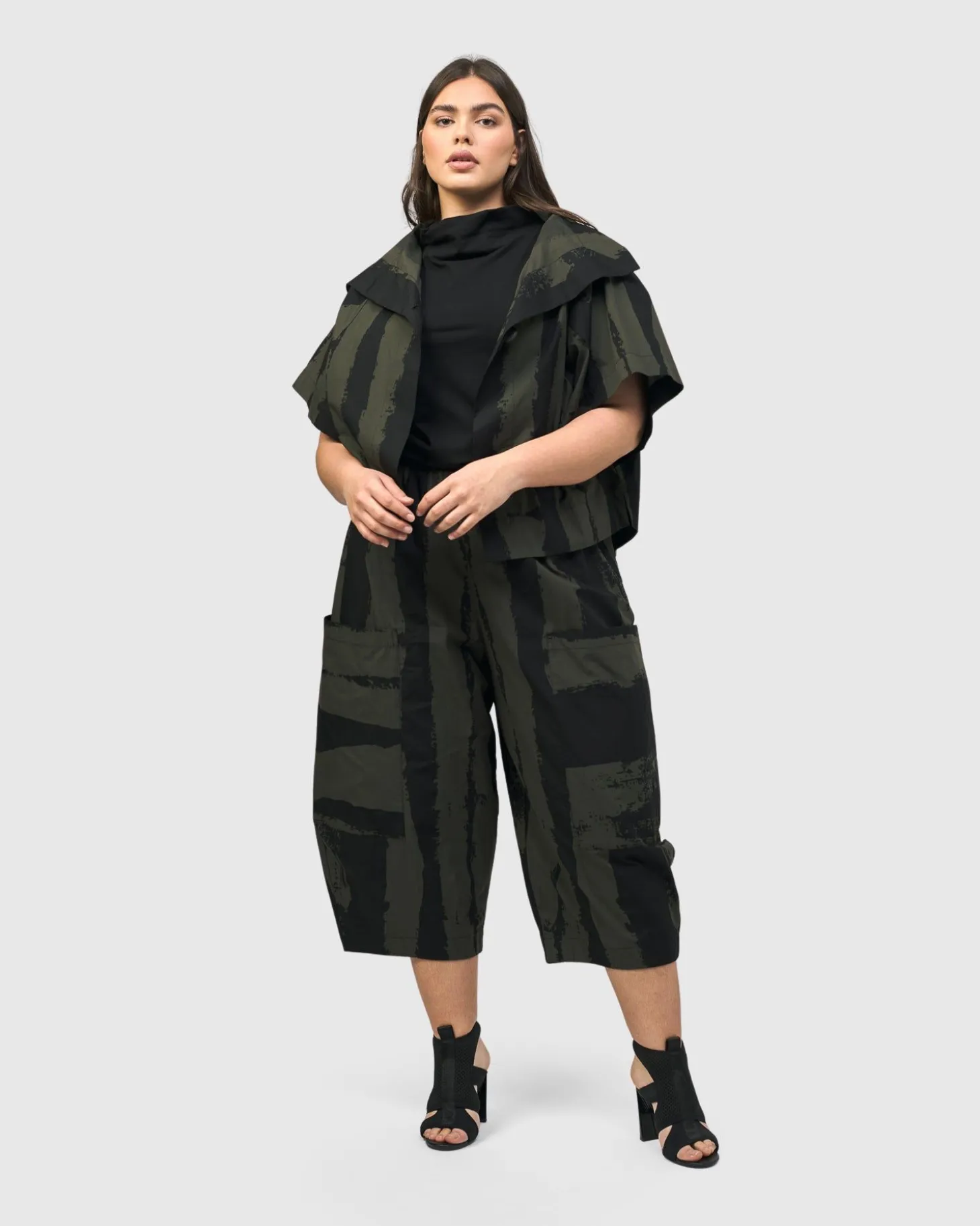 Women Alembika Urban Origami Barrel Pants, Khaki
