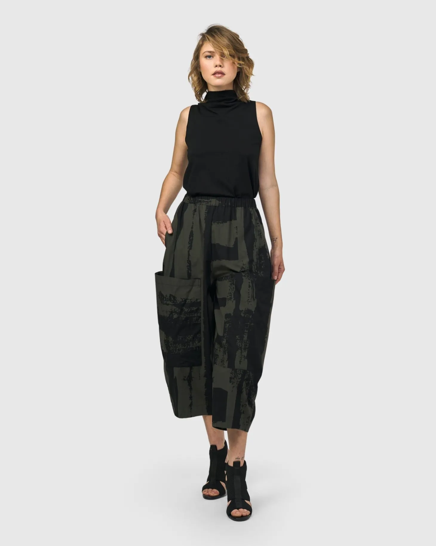 Women Alembika Urban Origami Barrel Pants, Khaki