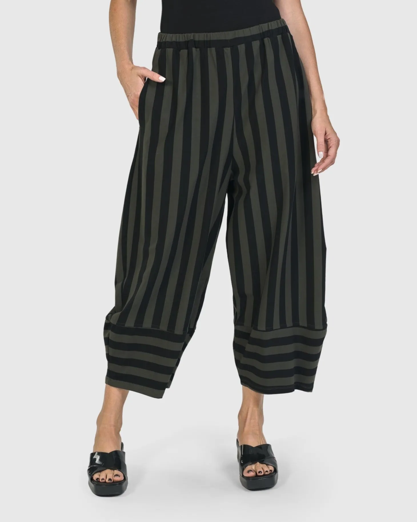 Women Alembika Urban Orion Lantern Pants, Khaki
