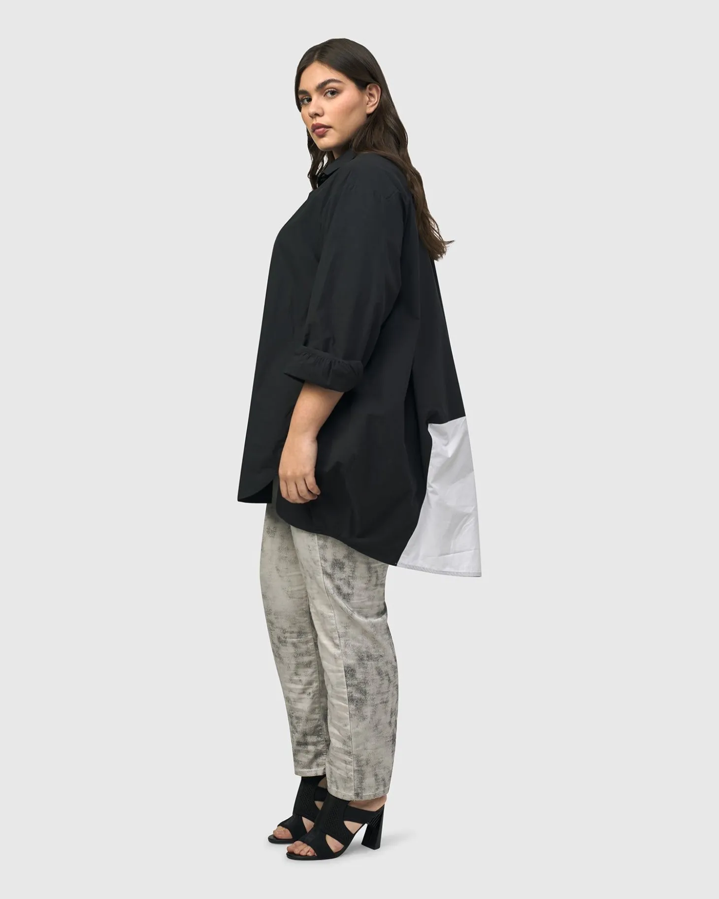 Women Alembika Urban Oversized Trapeze Shirt, Black
