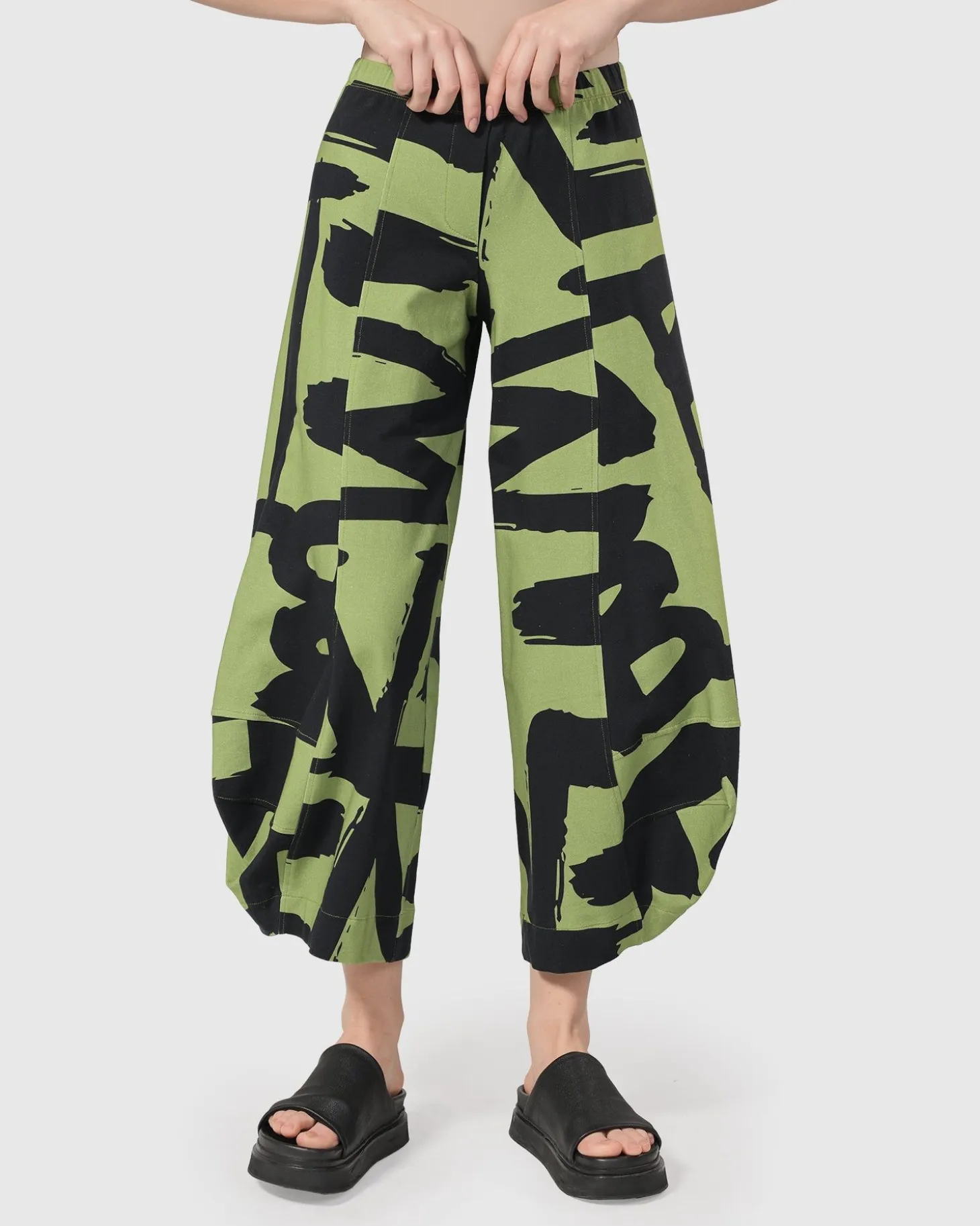 Women Alembika Urban Ripley Punto Pants, Green Marker