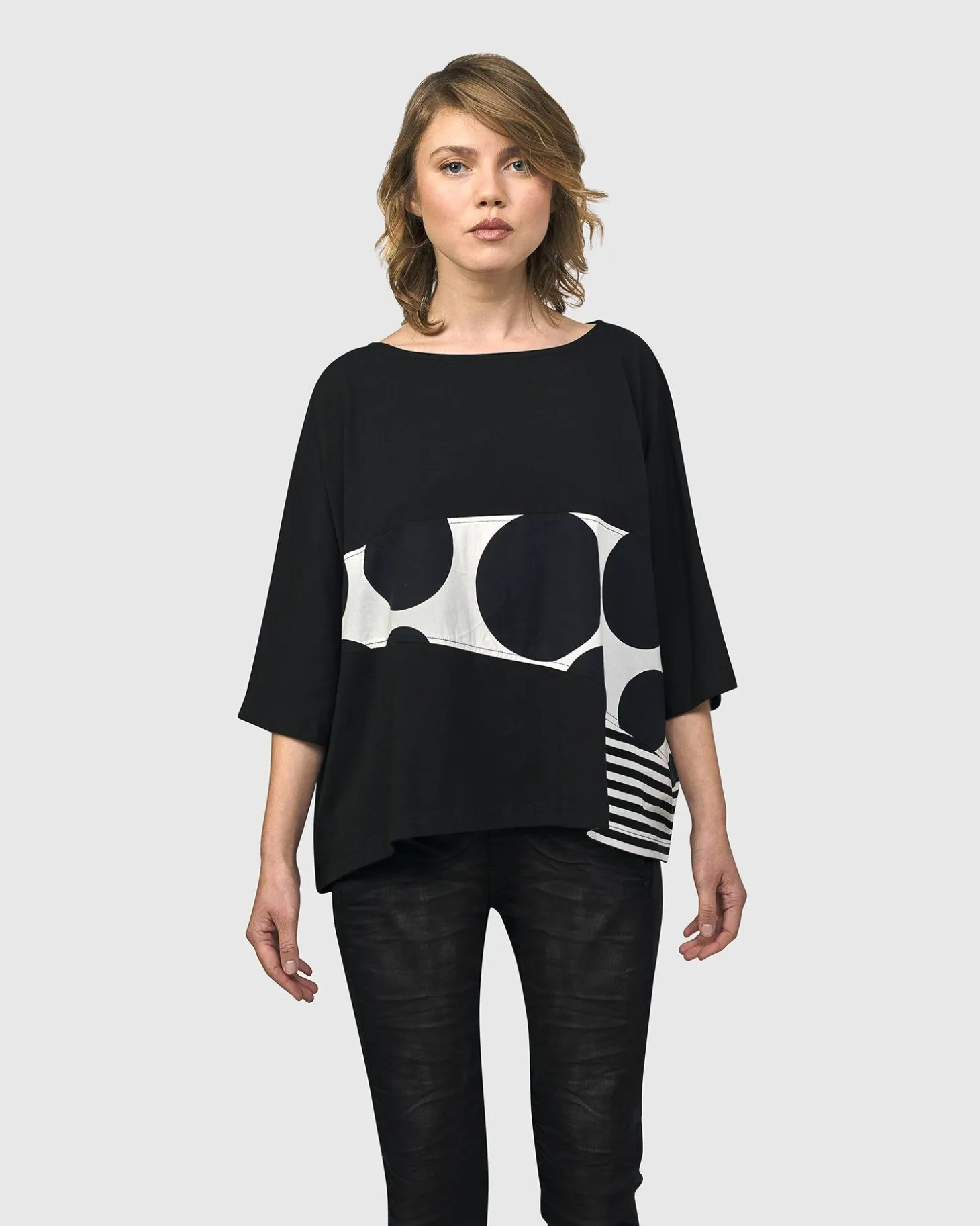 Women Alembika Urban Rockefeller Dots Boxy Tee, Mono