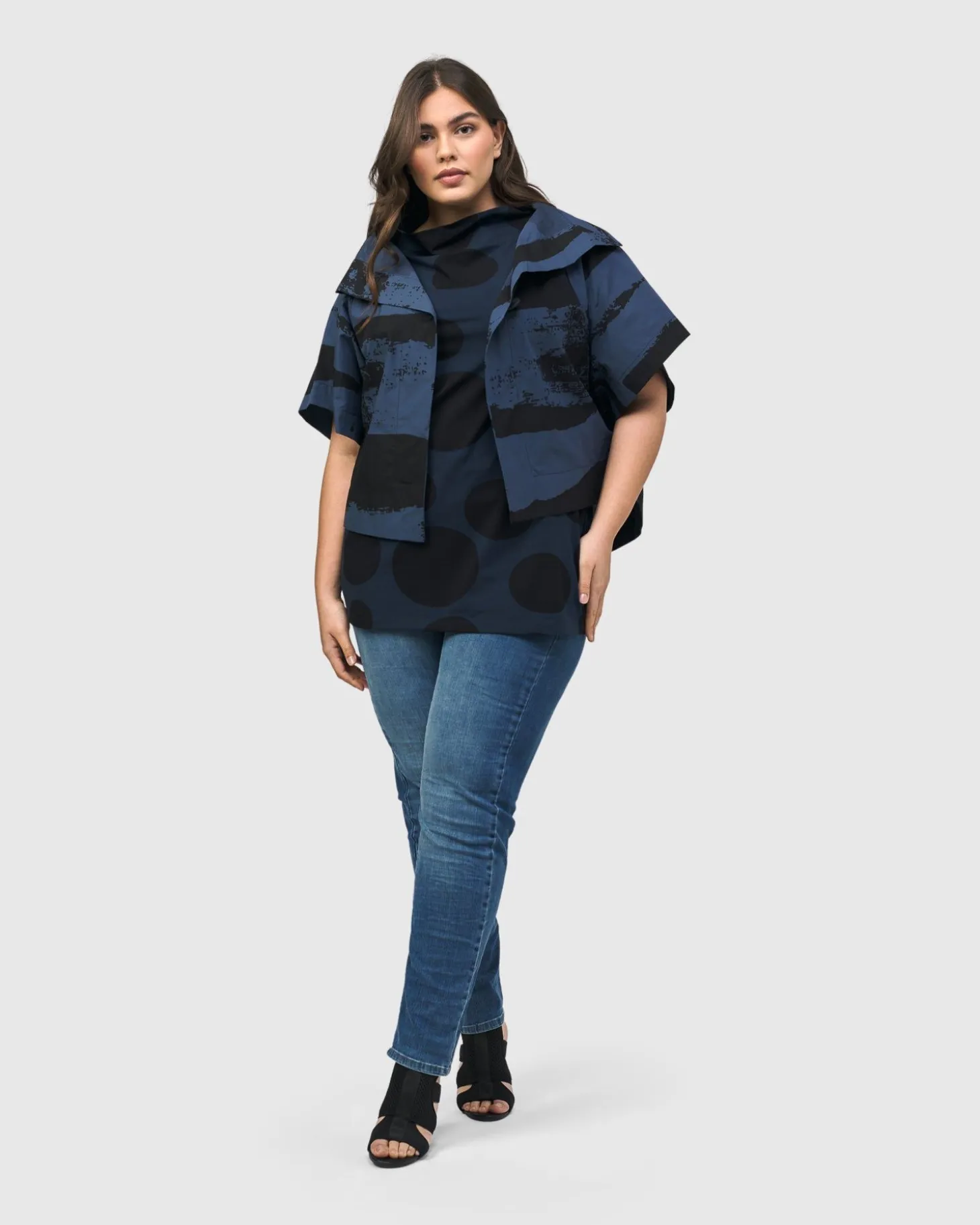 Women Alembika Urban Samba Cape Jacket, Navy