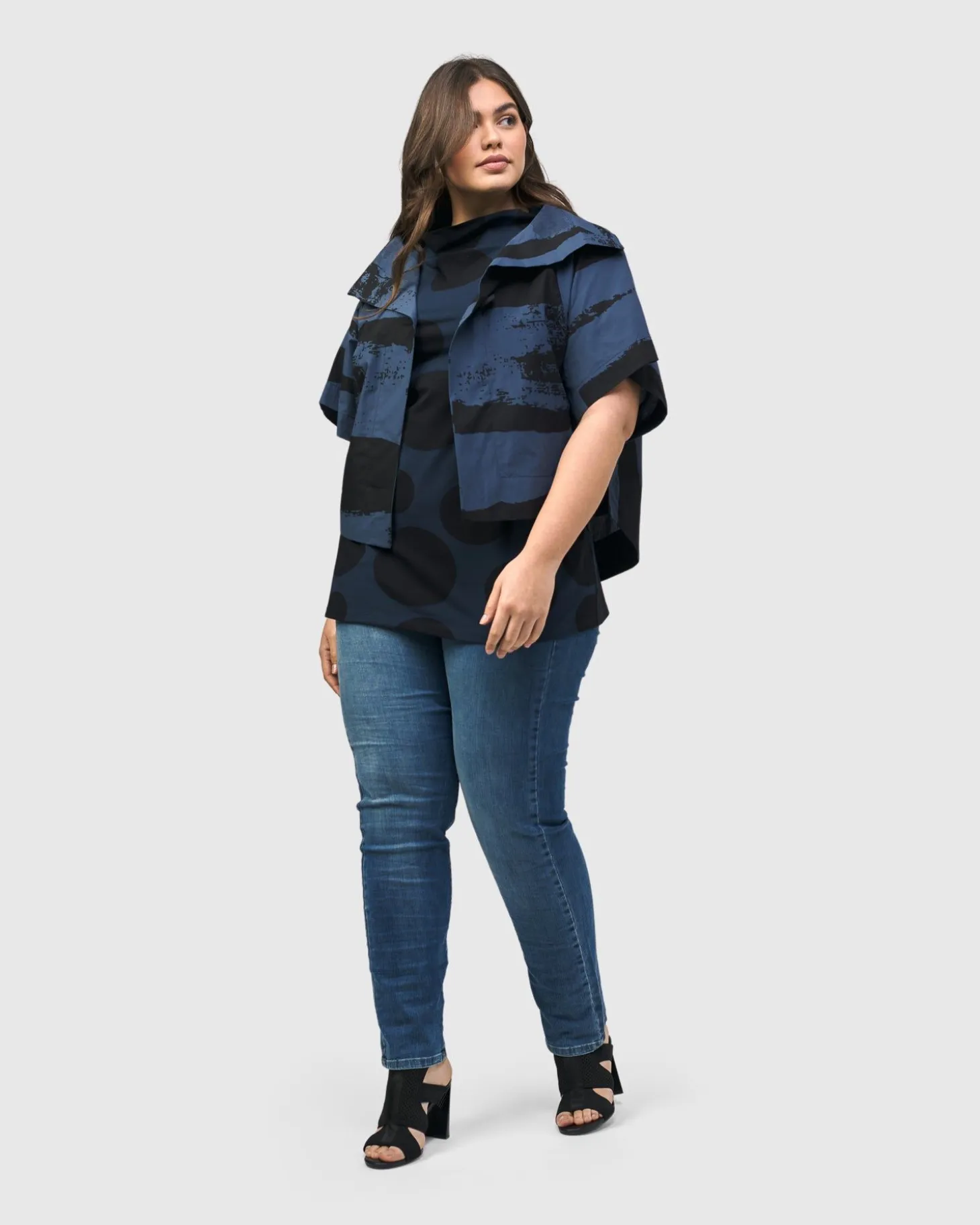 Women Alembika Urban Samba Cape Jacket, Navy