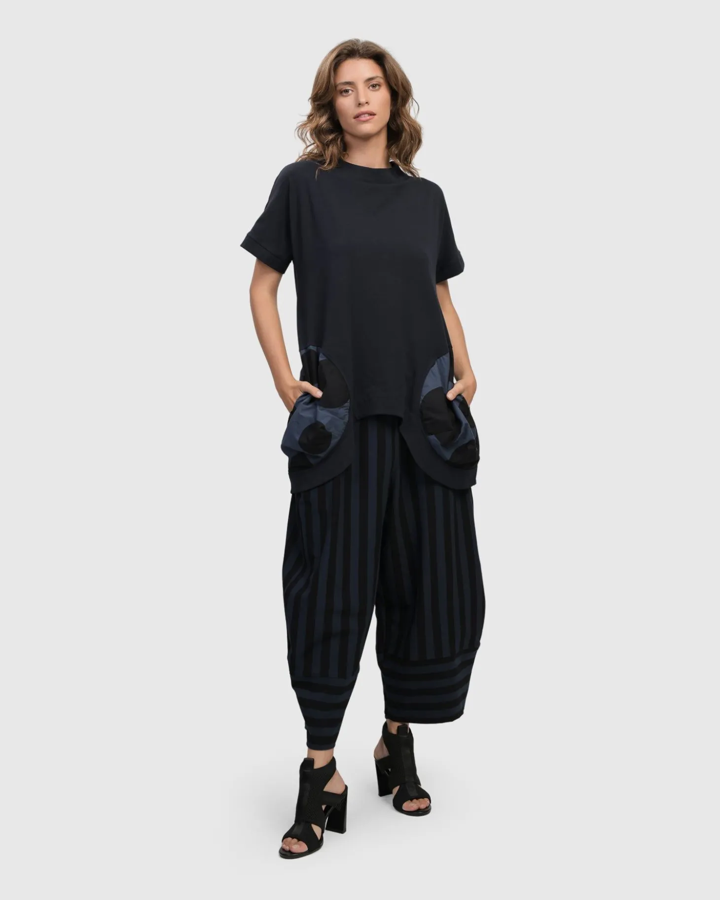 Women Alembika Urban Skyfall Lantern Pants, Navy