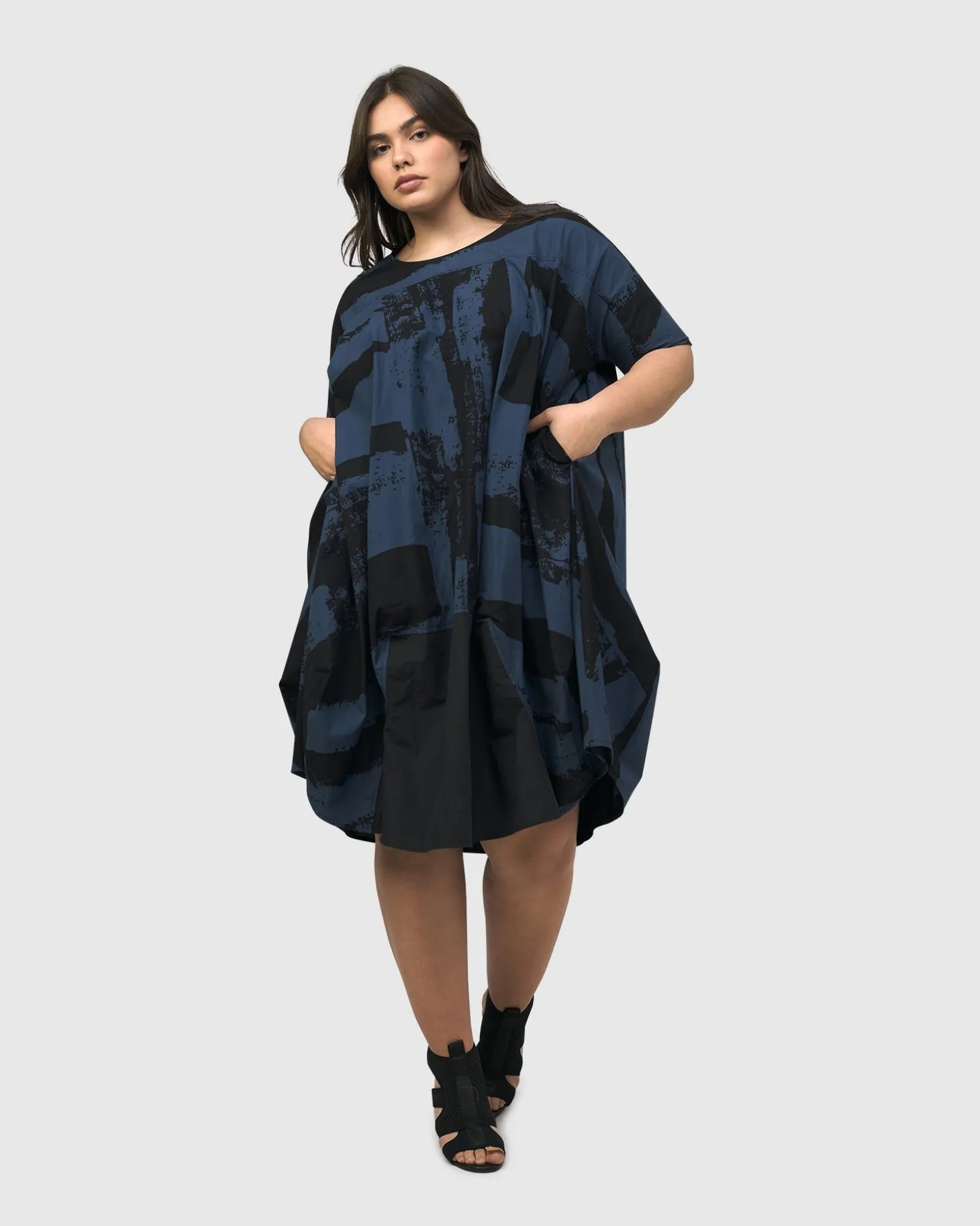 Women Alembika Urban Streets Muumuu Dress, Navy