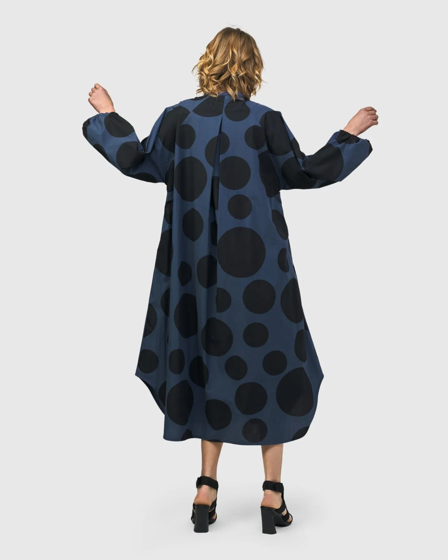 Women Alembika Urban Vista Caftan Dress, Navy