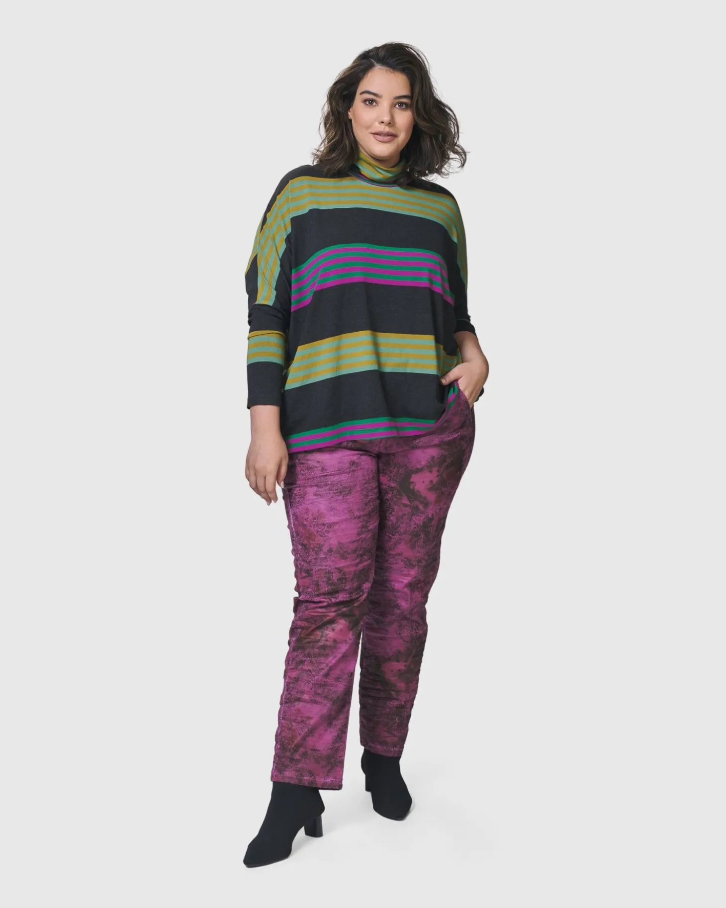 Women Alembika Urban Wine Bar Turtleneck Top, Stripes