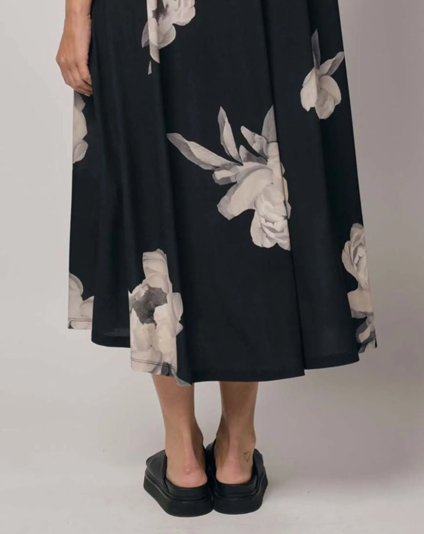 Women Alembika Winslow Trapeze Dress, Roses